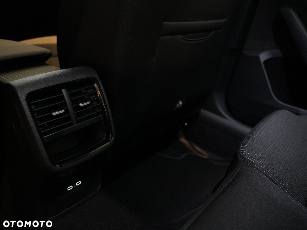 Skoda Octavia 1.5 TSI mHEV Drive Selection DSG - 36