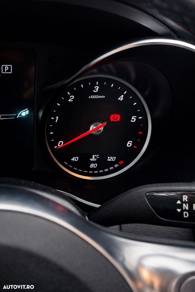 Mercedes-Benz C 220 d Aut - 10