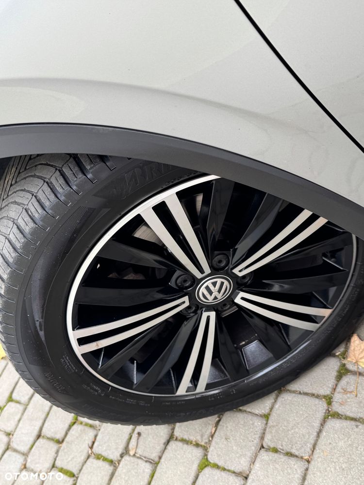 Volkswagen Tiguan - 31