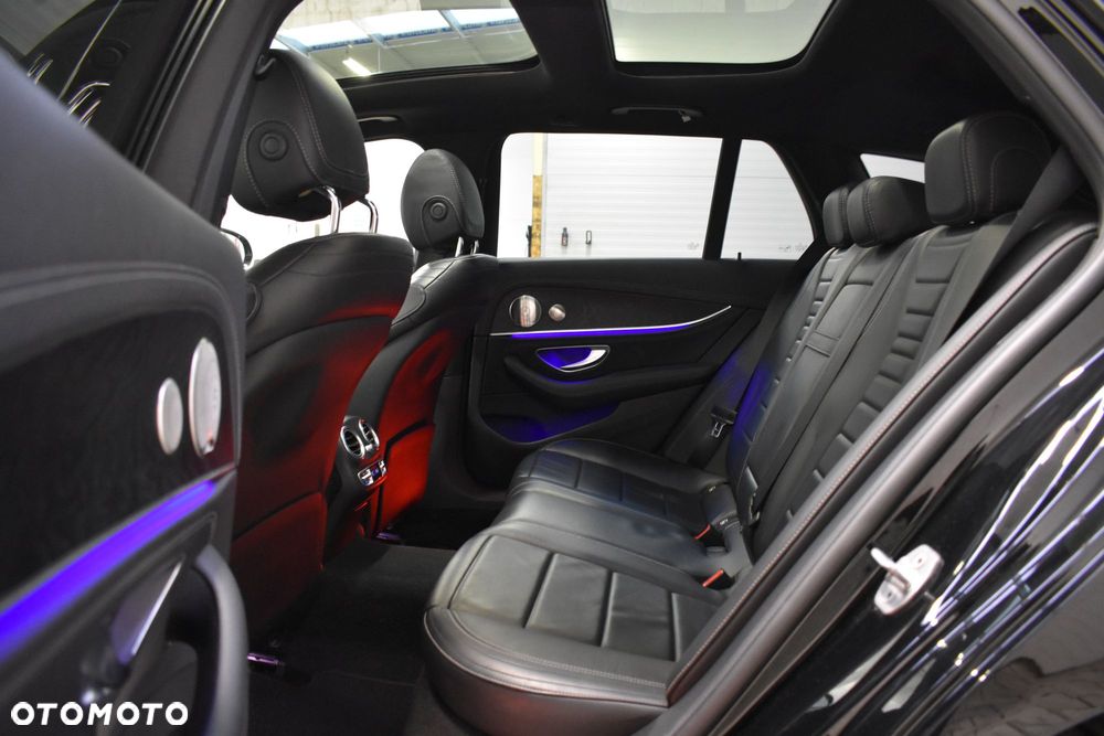 Mercedes-Benz Klasa E 300 de 9G-TRONIC AMG Line - 20