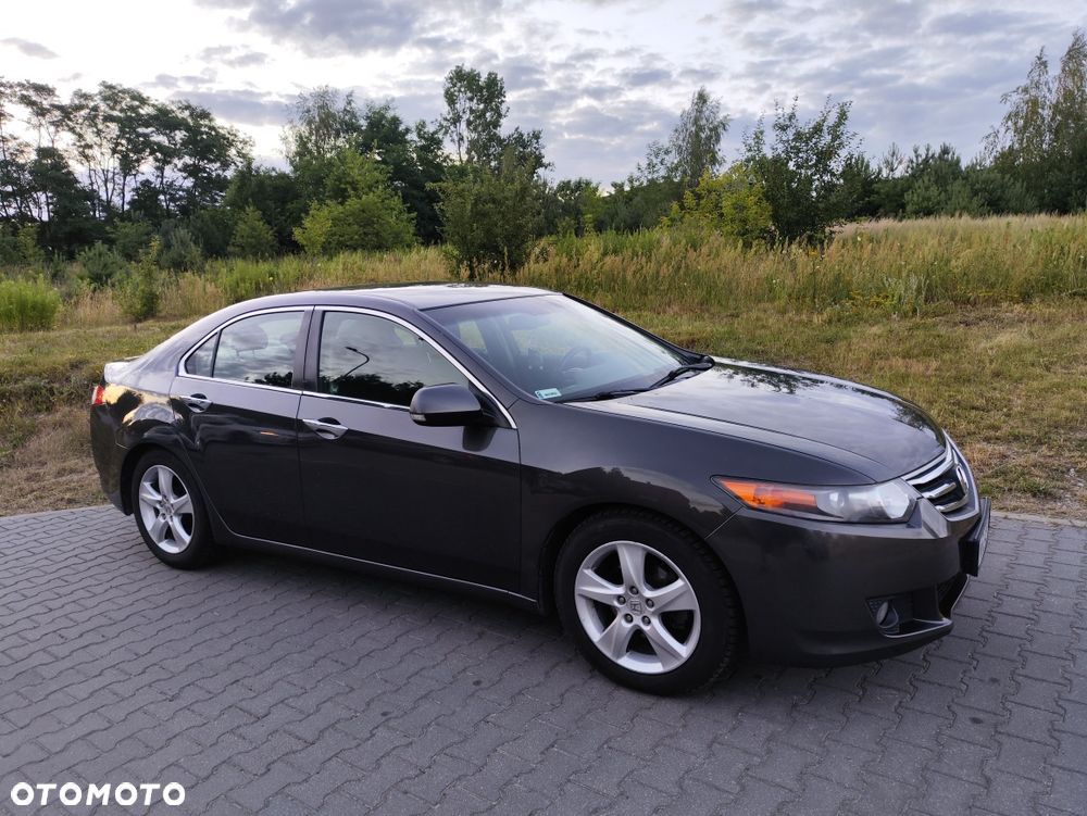 Honda Accord - 2