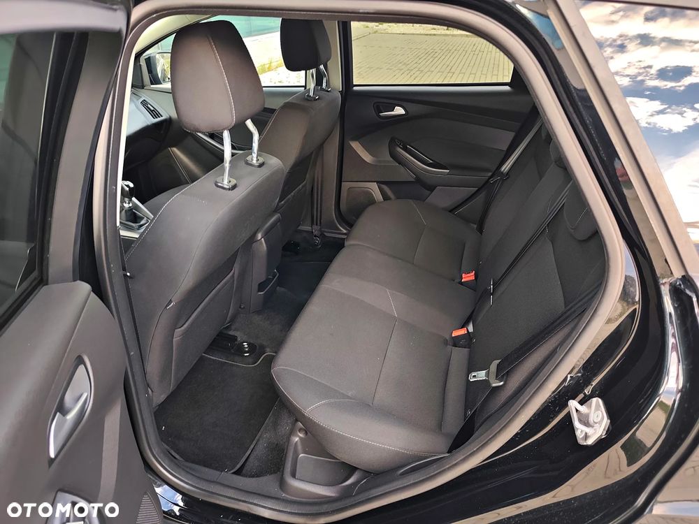 Ford Focus 1.0 EcoBoost Titanium - 27