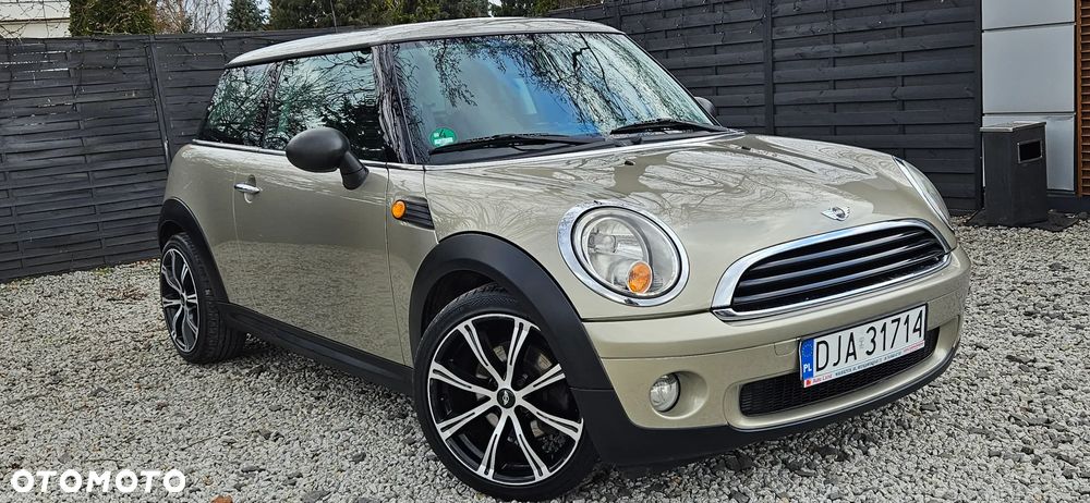 MINI ONE - 2