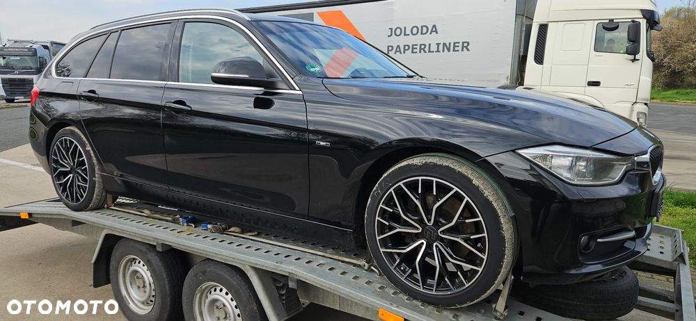 BMW Seria 3 320d Sport Line - 4