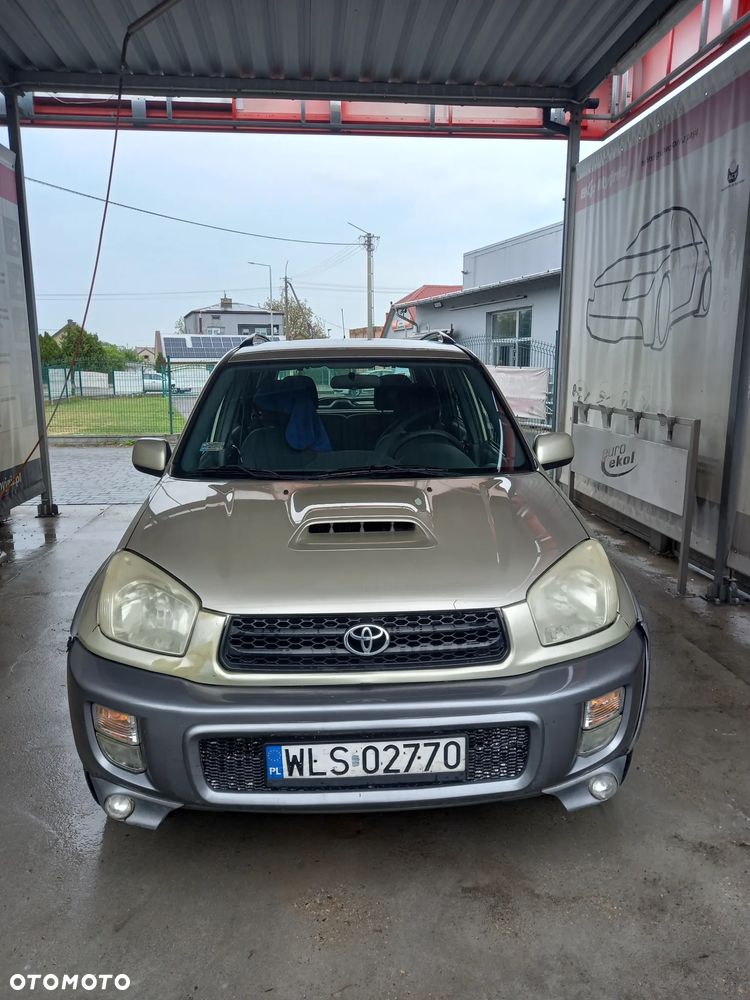 Toyota RAV4 2.0 D-4D 4x4 - 8