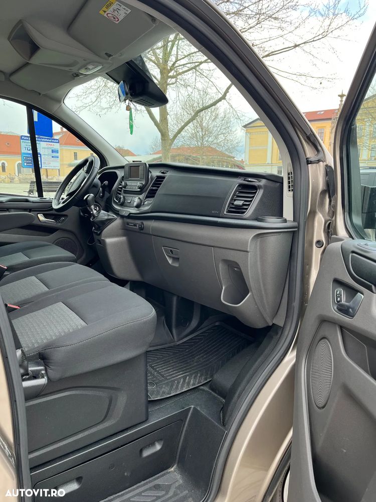 Ford Transit Custom Shuttle Bus 320 2.0 EcoBlue 130 CP L2H1 Trend - 13