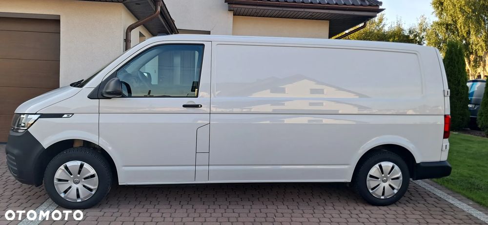 Volkswagen Transporter - 1