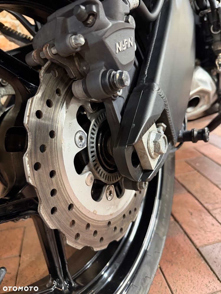 Kawasaki Versys 650 - 18