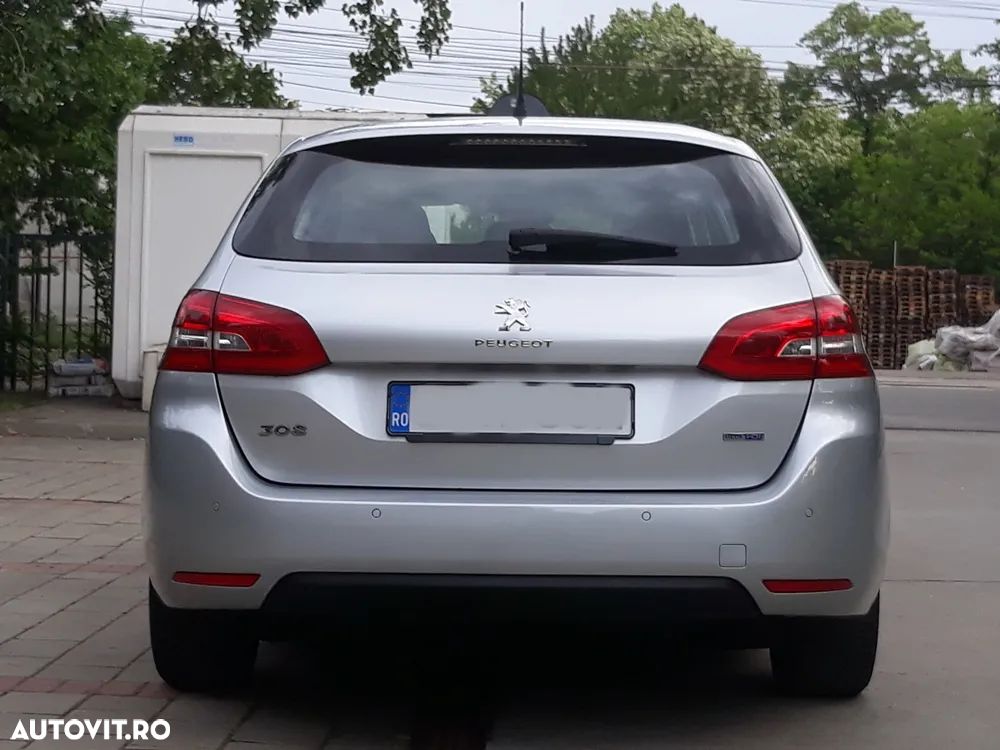 Peugeot 308 - 6