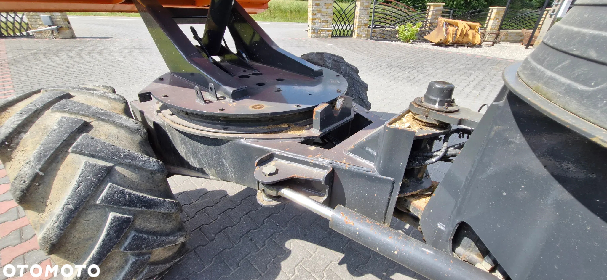 Ausa D 600/ Maszyna sprowadzona/ - 9