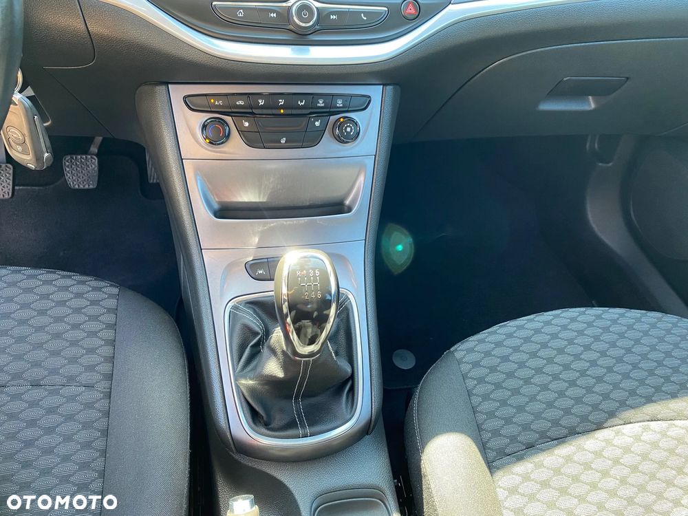 Opel Astra 1.6 CDTI Active - 22