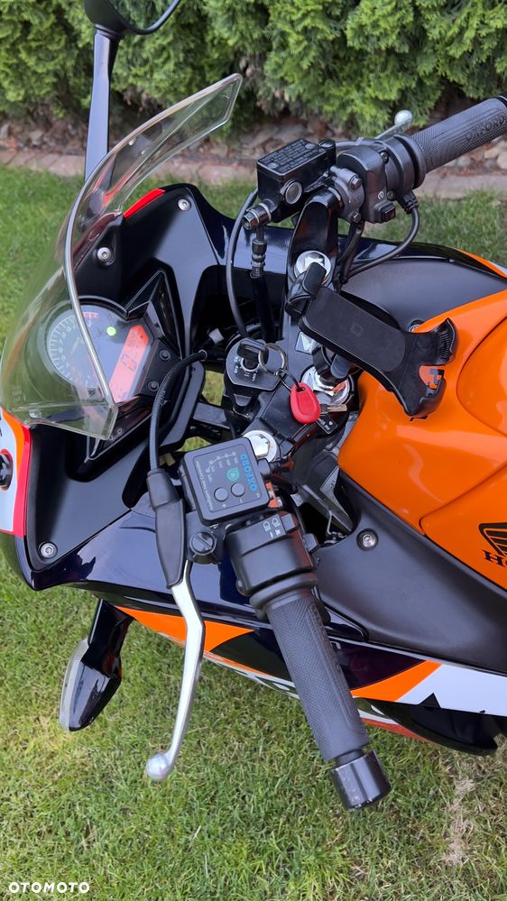 Honda CBR - 6
