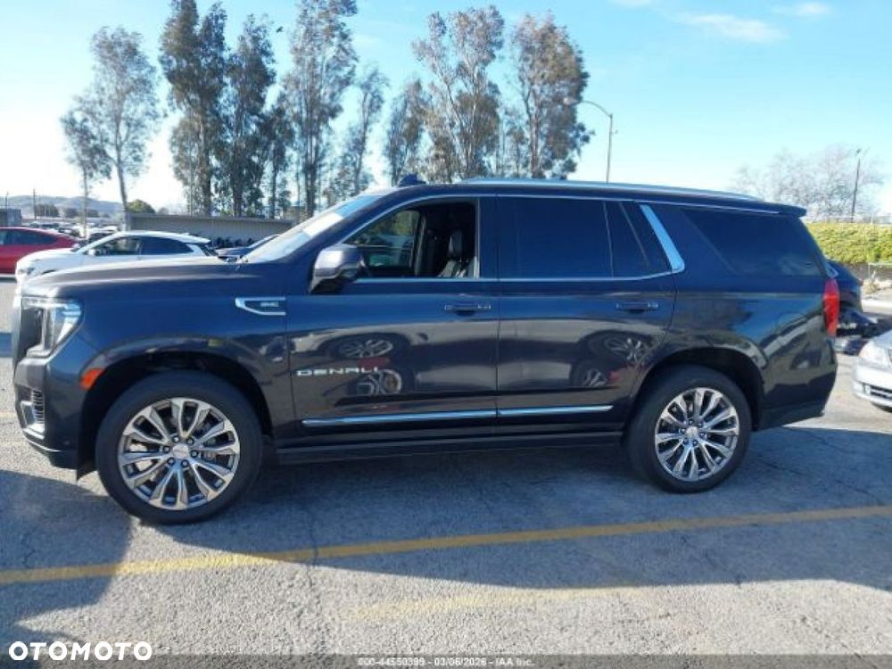 GMC Yukon - 6