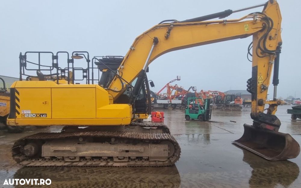 JCB 220X LC Excavator - 6