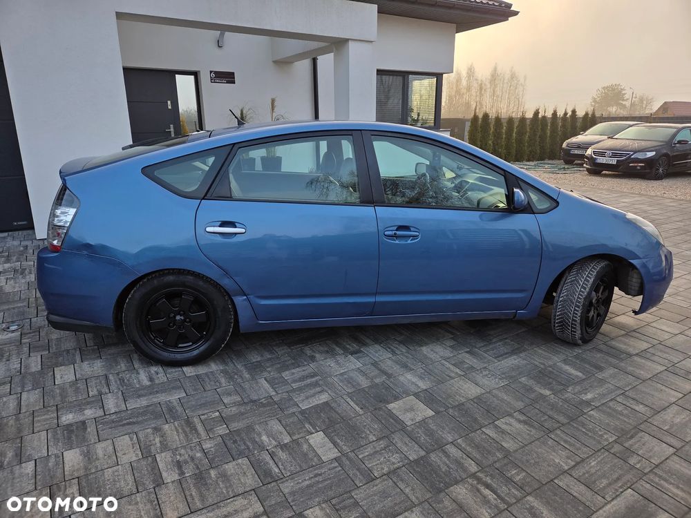 Toyota Prius 1.5 VVT-i Prestige - 3