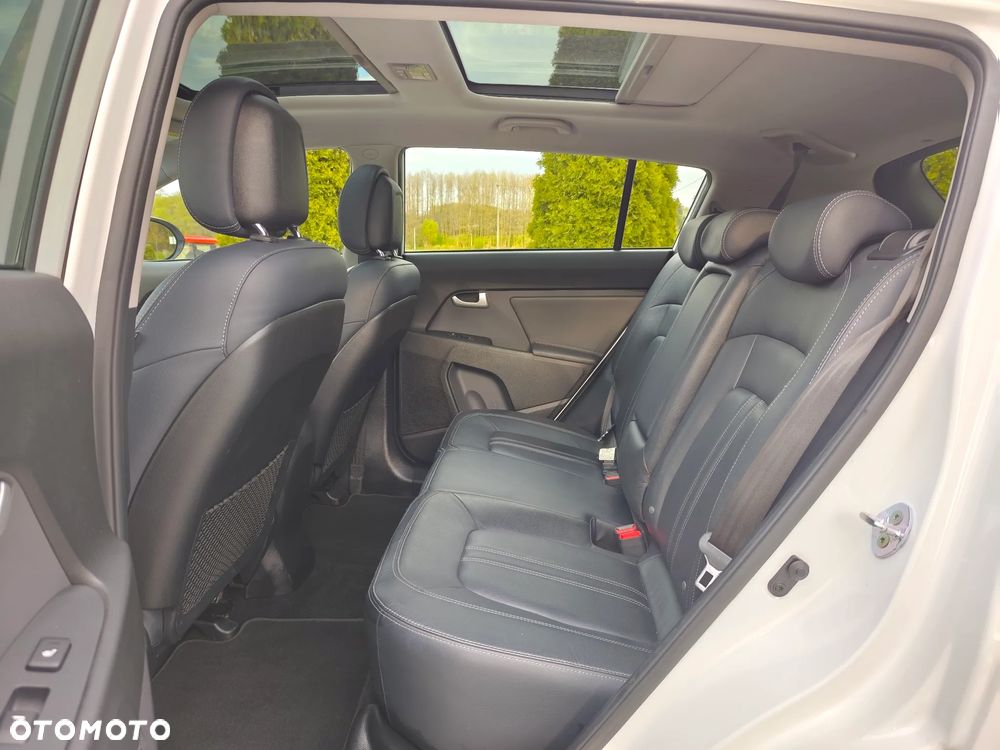 Kia Sportage 1.6 GDI Business Line L 2WD - 24