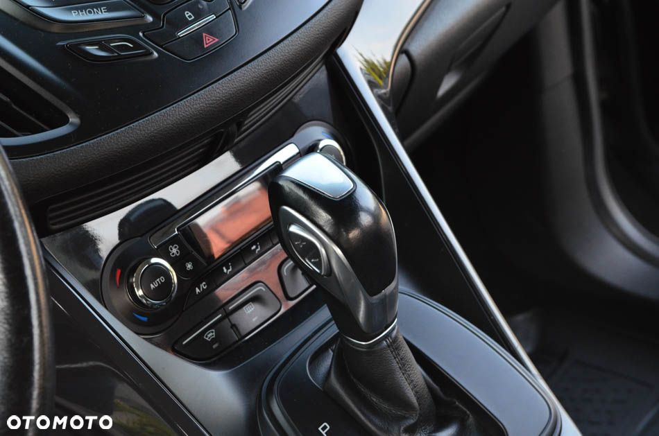 Ford Kuga 2.0 TDCi 4WD Titanium - 38