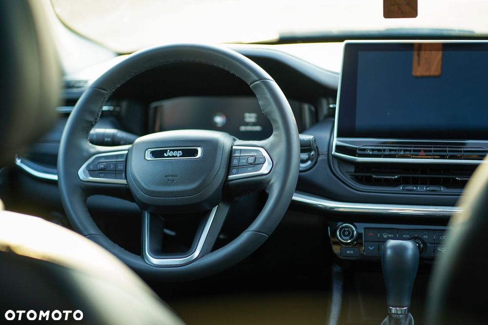 Jeep Compass - 13