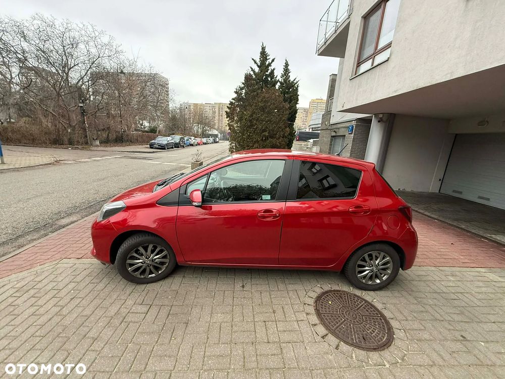 Toyota Yaris 1.33 Premium EU6 - 9