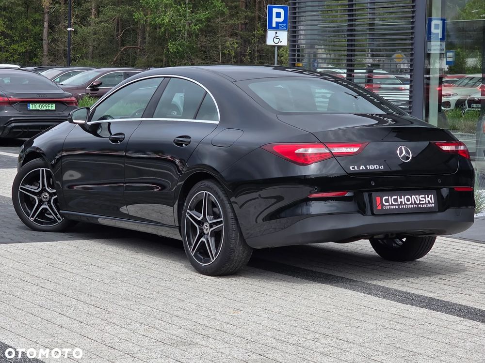 Mercedes-Benz CLA 180 d 8G-DCT AMG Line Advanced Plus - 13