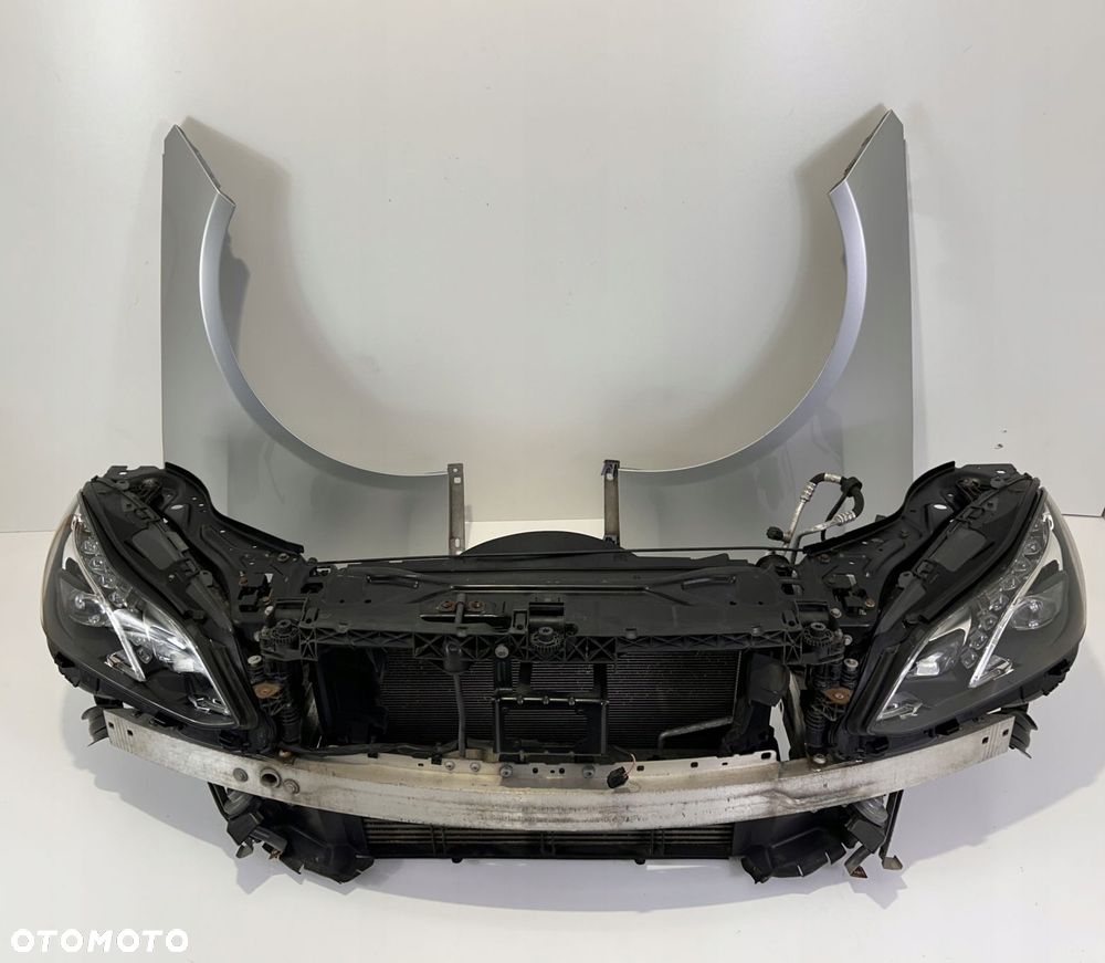 MERCEDES E W212 LIFT PAS PRZEDNI WZMOCNIENIE CHŁODNICE - 6