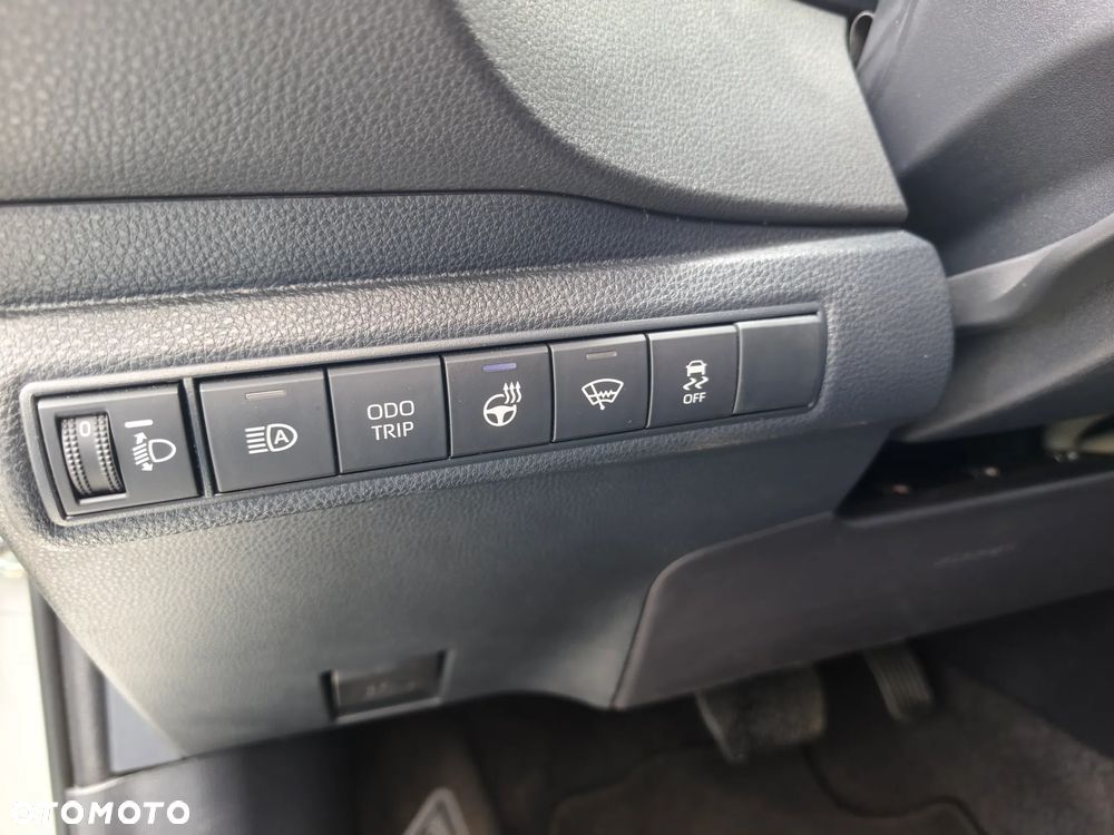 Suzuki Swace 1.8 Hybrid Elegance CVT - 11