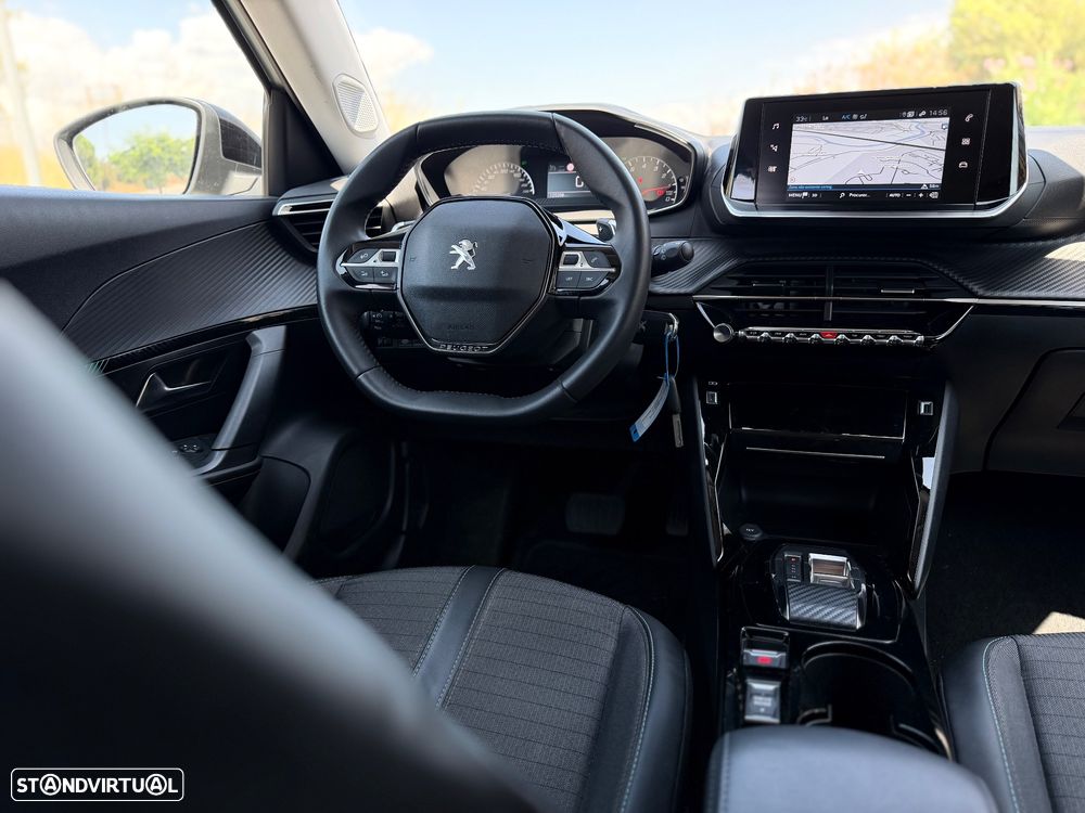 Peugeot 2008 PureTech 130 EAT8 Allure - 13