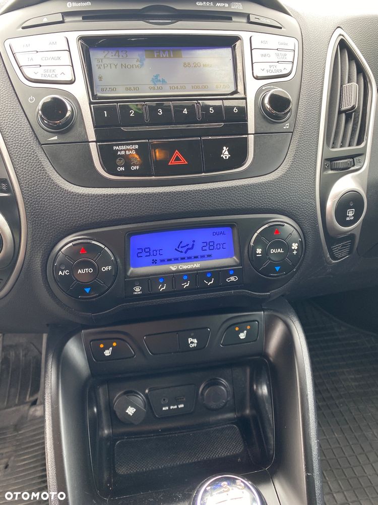 Hyundai ix35 2.0 4WD Premium - 18