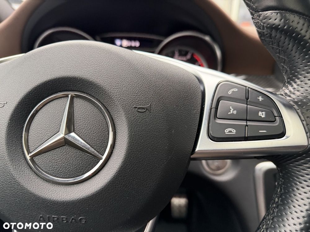 Mercedes-Benz CLA AMG 45 4-Matic - 21