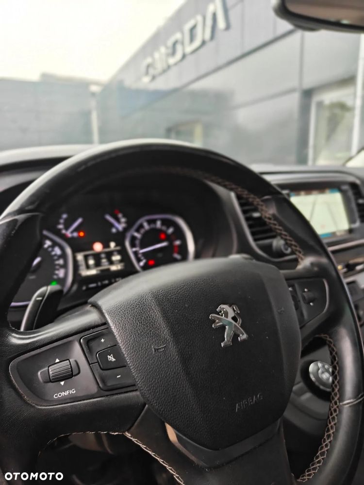 Peugeot Traveller 2.0 BlueHDi Standard Business - 16