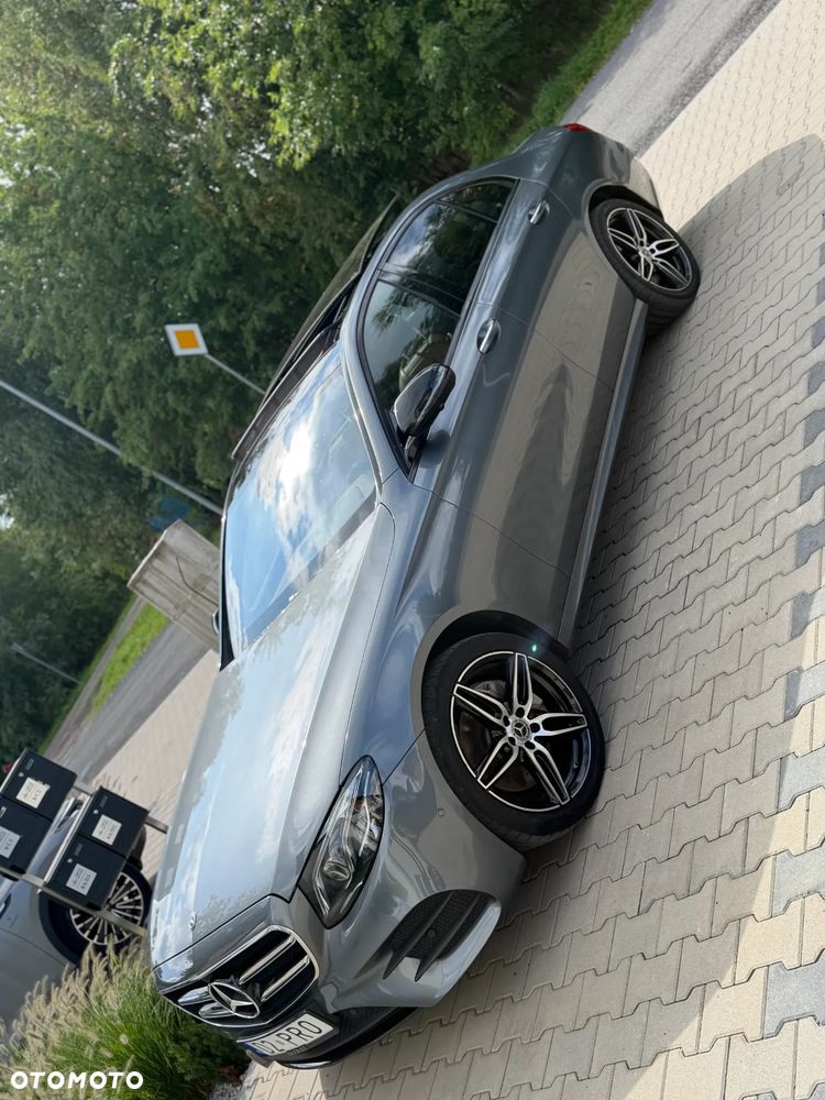 Mercedes-Benz Klasa E 220 d 4-Matic AMG - 8