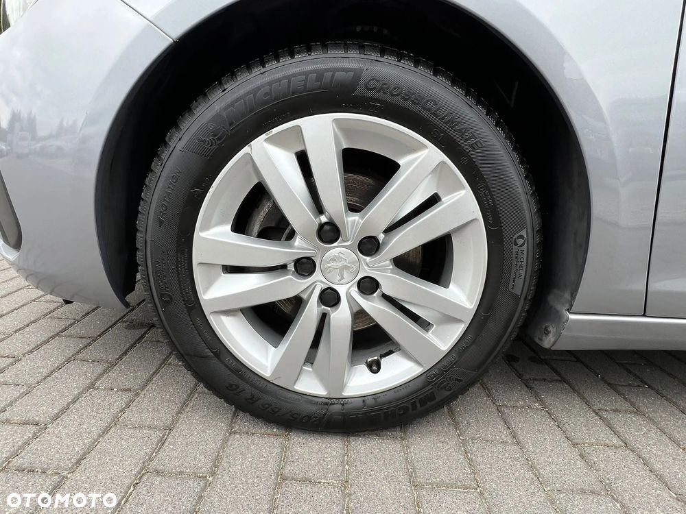 Peugeot 308 PureTech 110 Active Pack - 17