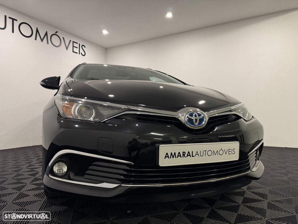 Toyota Auris Touring Sports 1.8 HSD Comfort +P.Techno+P.Sport - 13