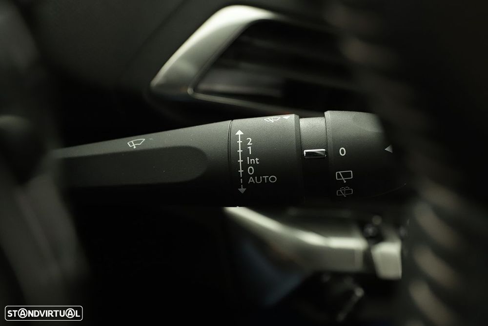 Peugeot 3008 1.2 PureTech Allure Pack - 19