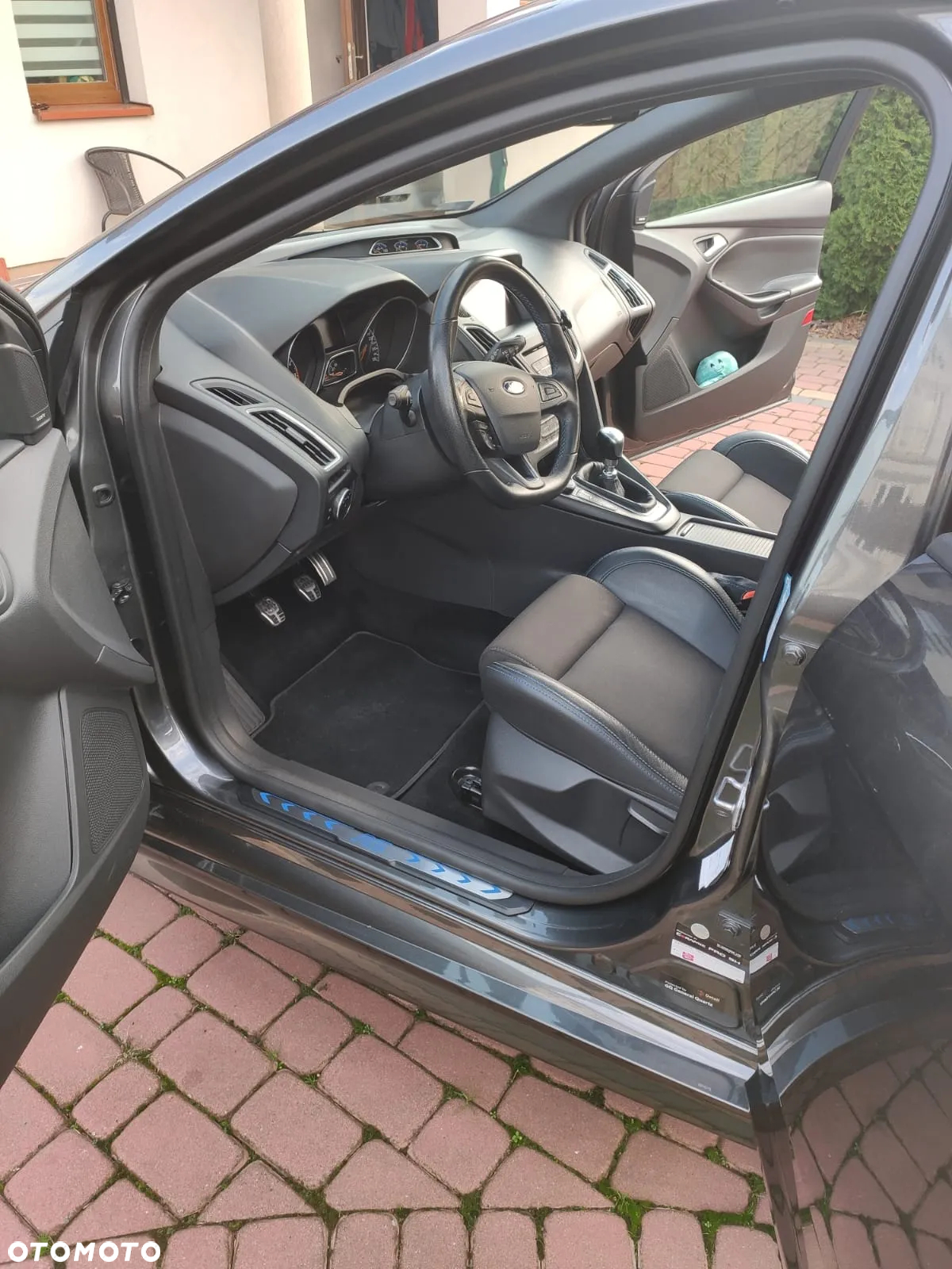 Ford Focus 2.3 EcoBoost RS - 33