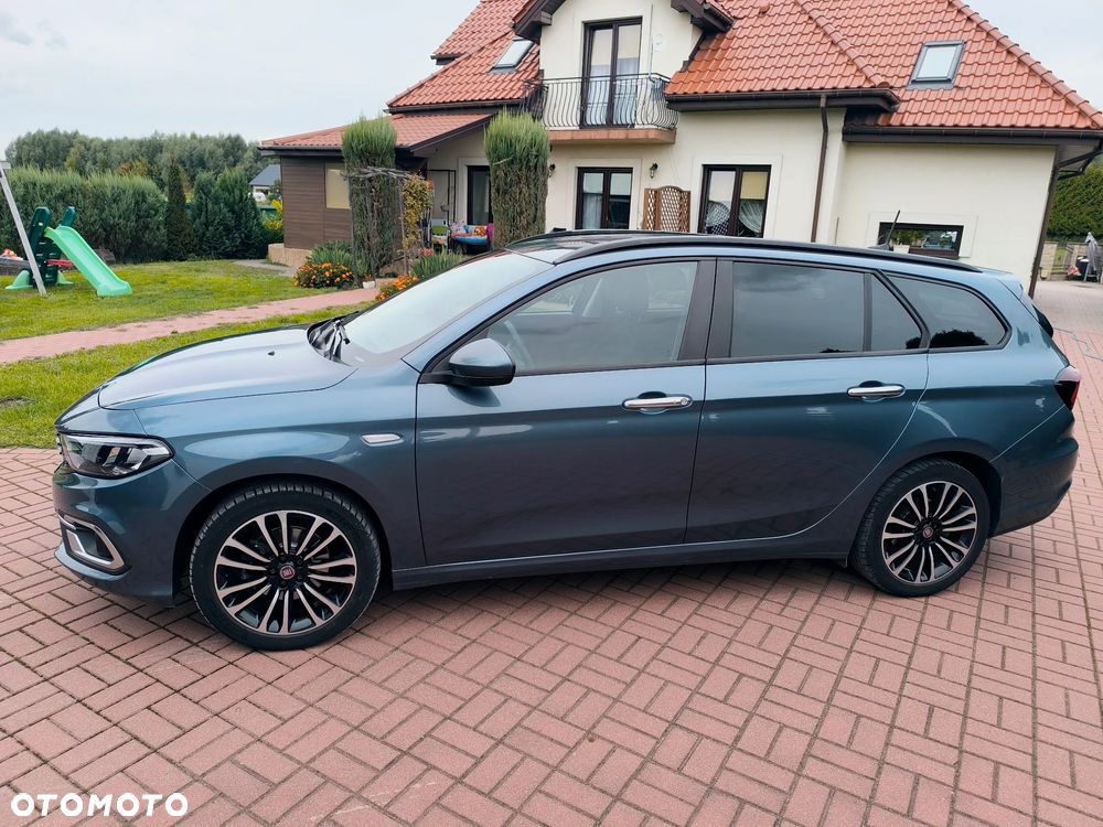 Fiat Tipo 1.5 Hybrid DCT - 2