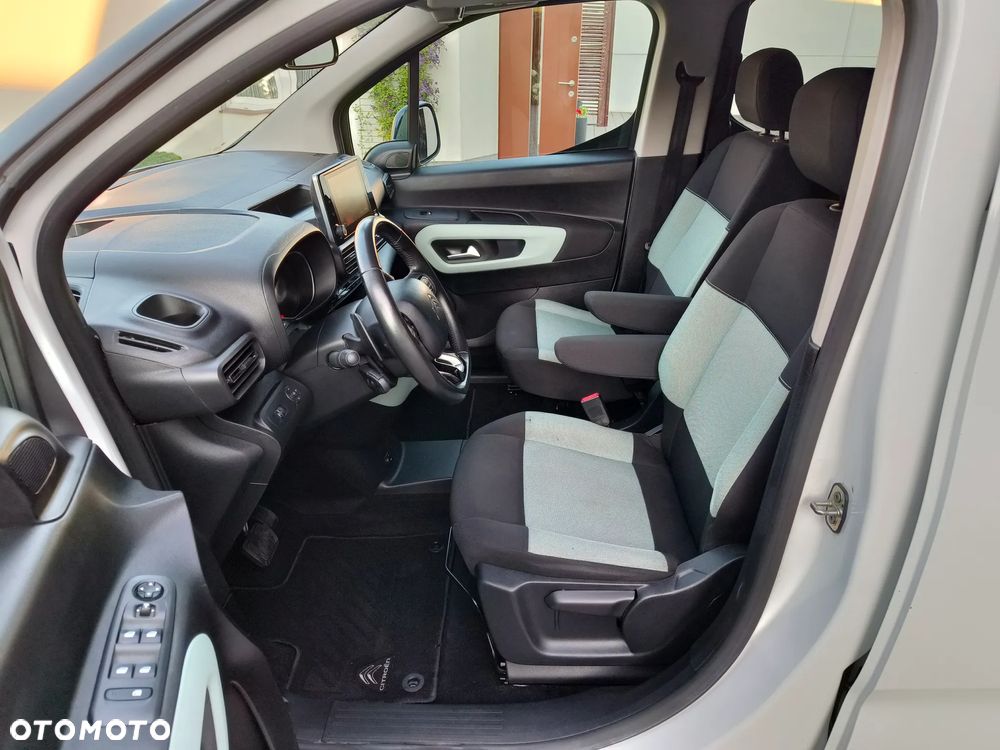 Citroën Berlingo XL 7-Sitzer PureTech 130 EAT8 SHINE - 10