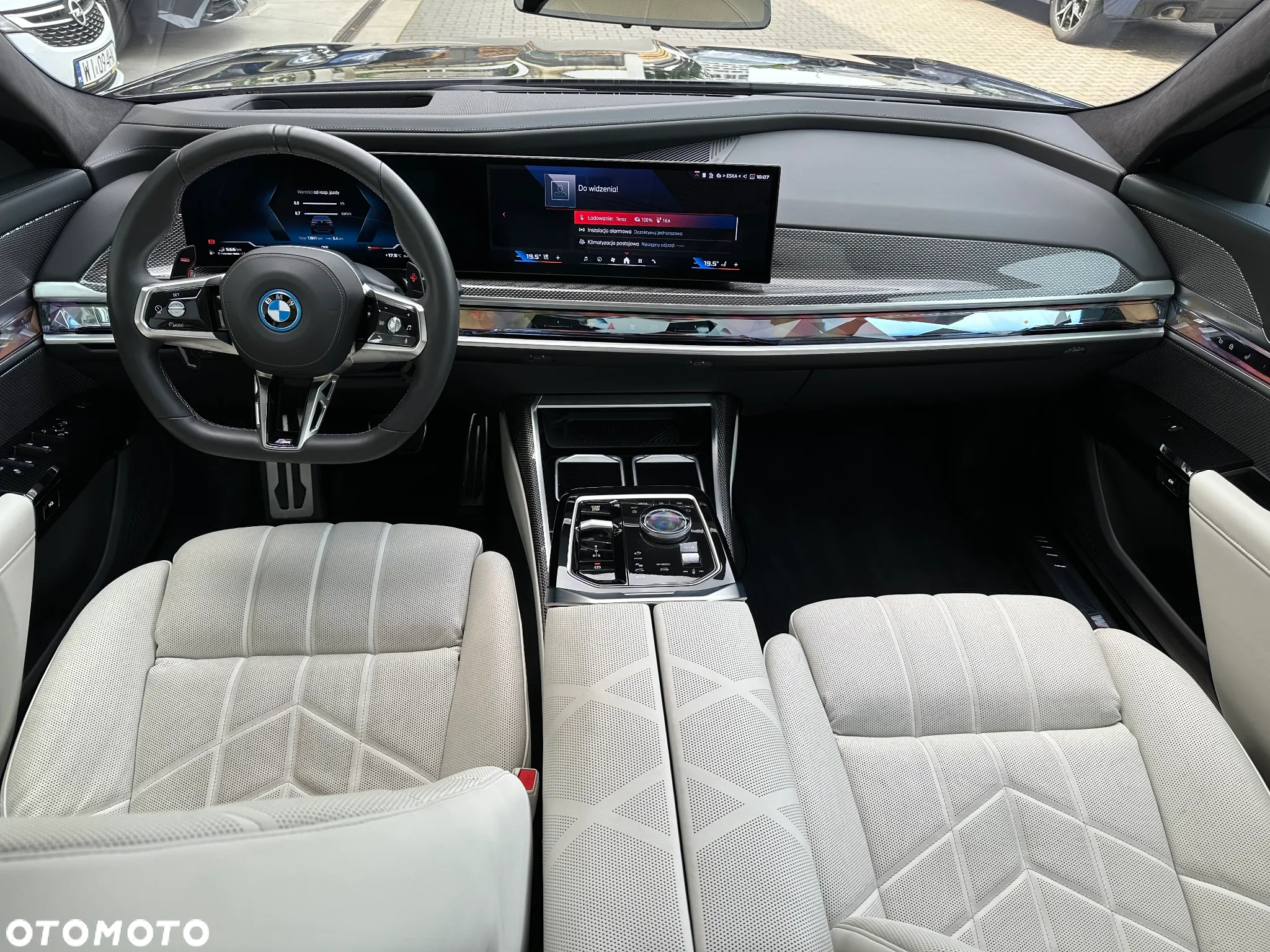 BMW Seria 7 M760e PHEV xDrive sport - 8