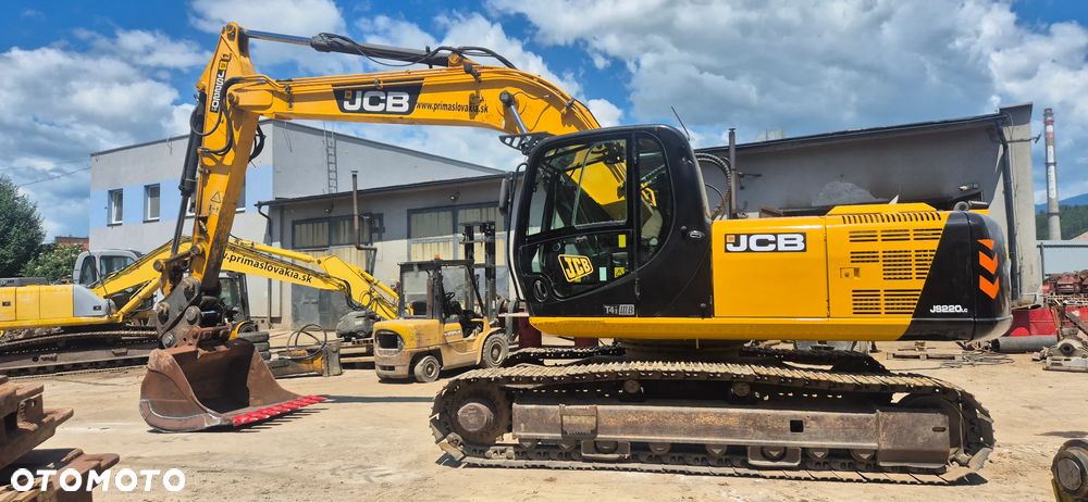 JCB 220 LC - 1