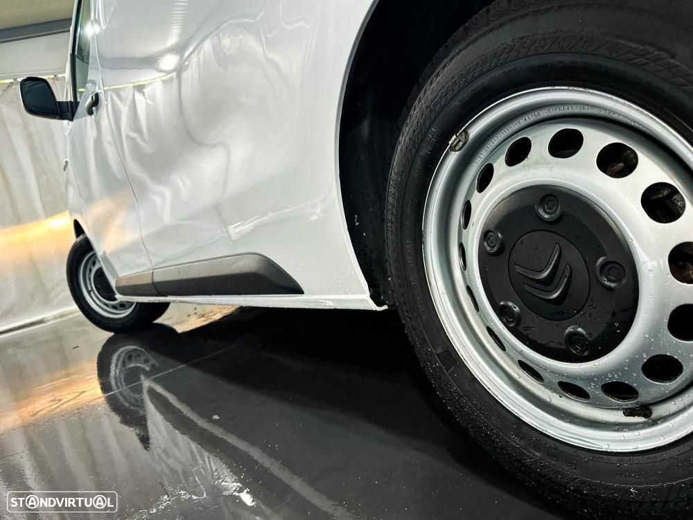 Toyota Proace Eletric 75kWh 136cv Business Line - 15