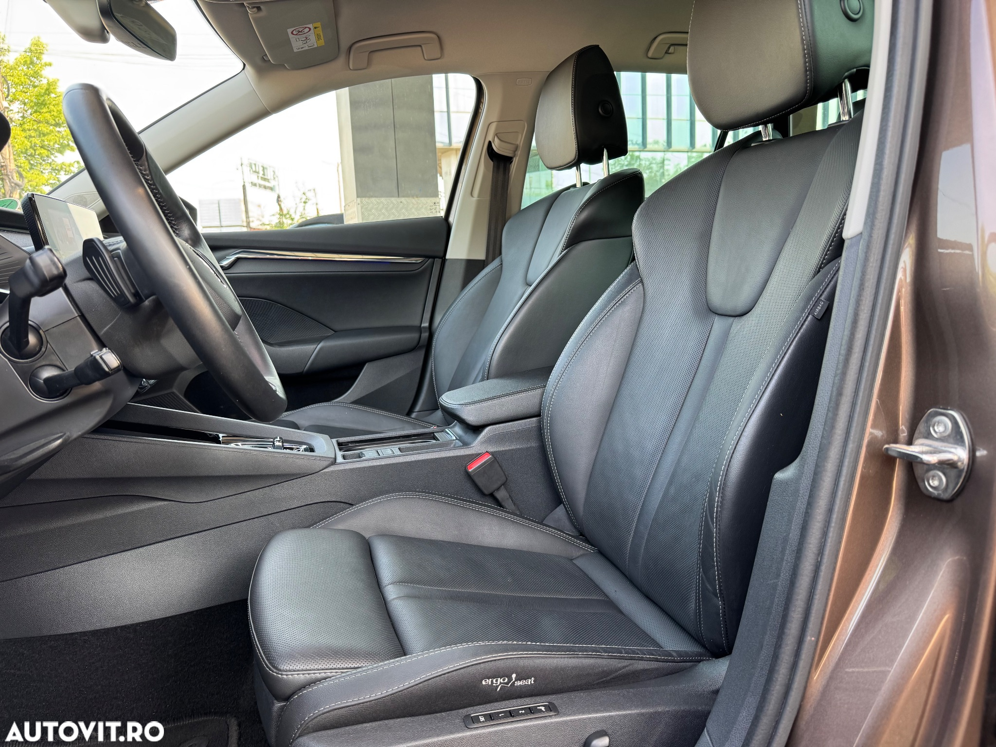 Skoda Octavia Combi Diesel 2.0 TDI DSG Ambition - 16