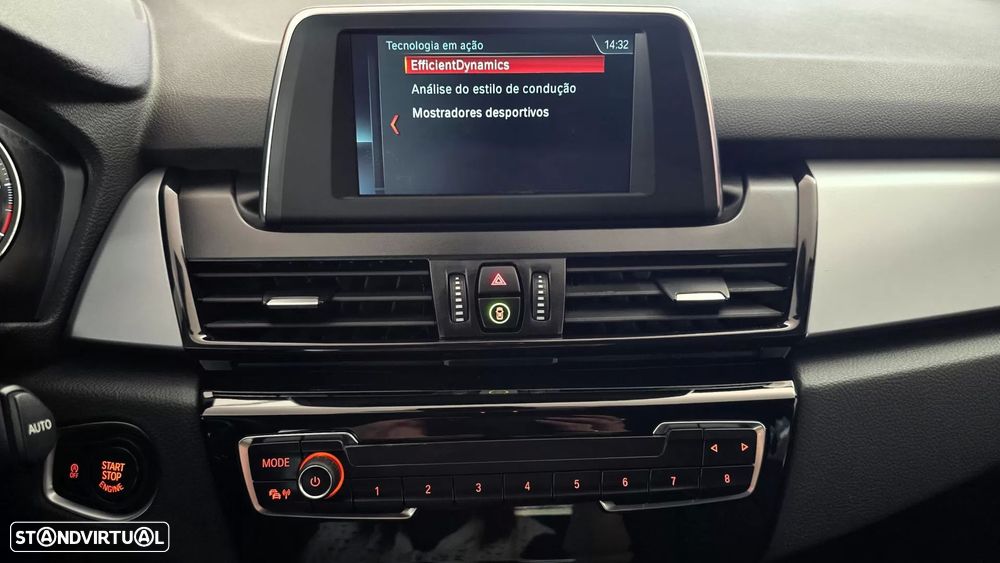 BMW 216 Active Tourer d Advantage Auto - 28