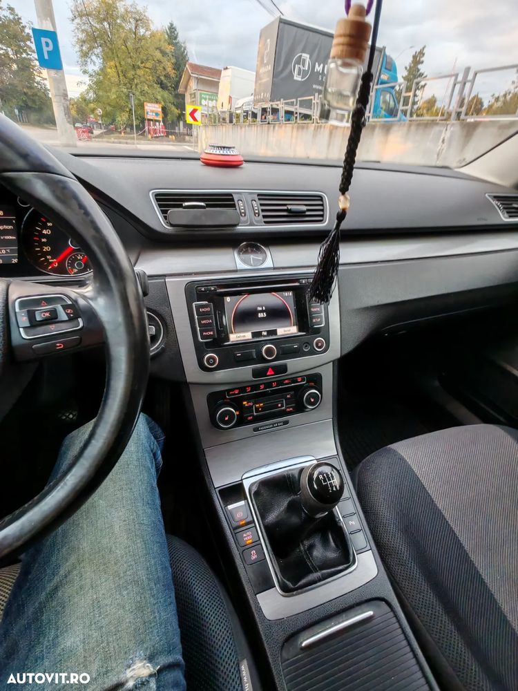 Volkswagen Passat Variant 1.6 TDI BlueMotion Technology Comfortline - 6