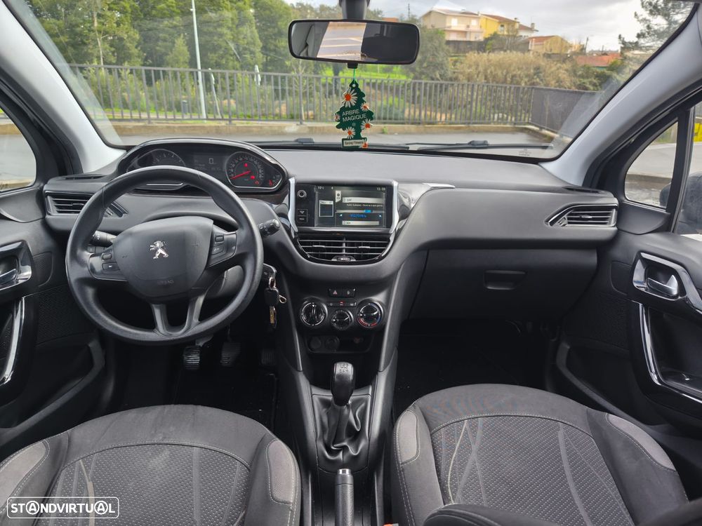 Peugeot 208 82 VTI Active - 4