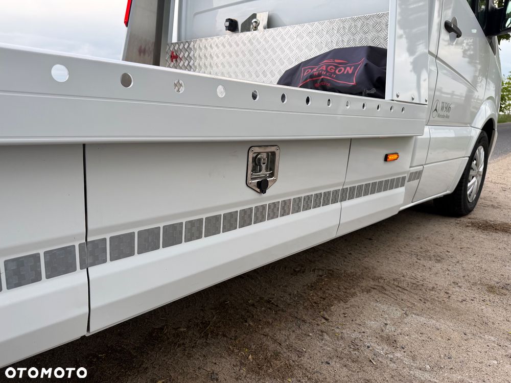 Mercedes-Benz Sprinter - 18