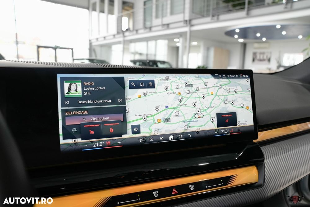 BMW Seria 5 520i AT MHEV - 24