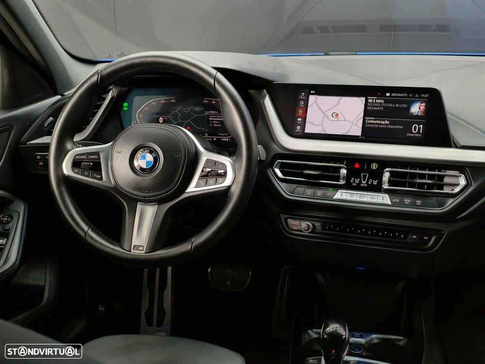 BMW 118 i Pack Desportivo M Auto - 30