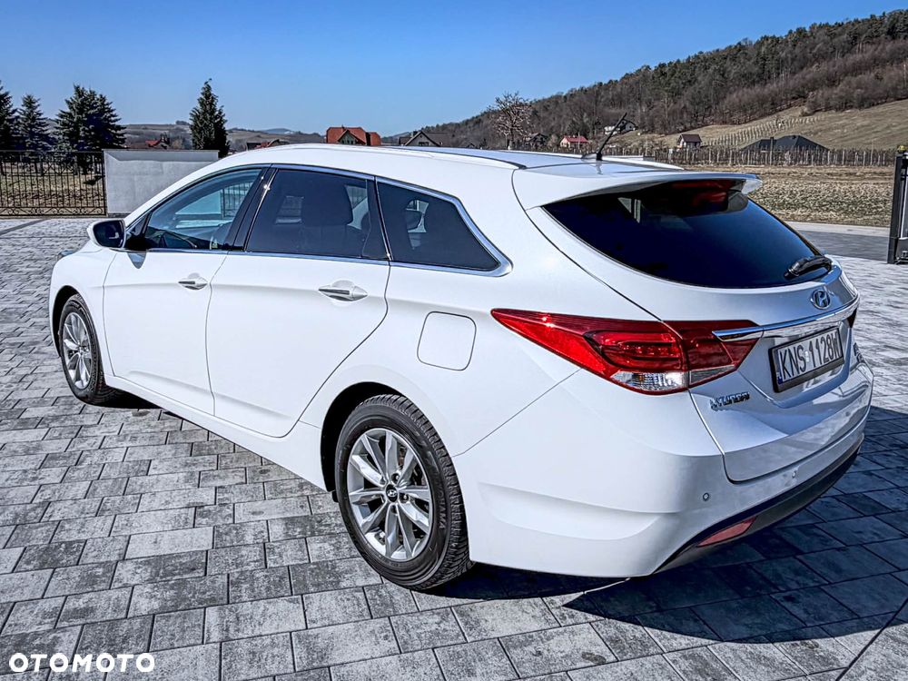 Hyundai i40 Kombi 1.7 CRDi DCT Style - 3