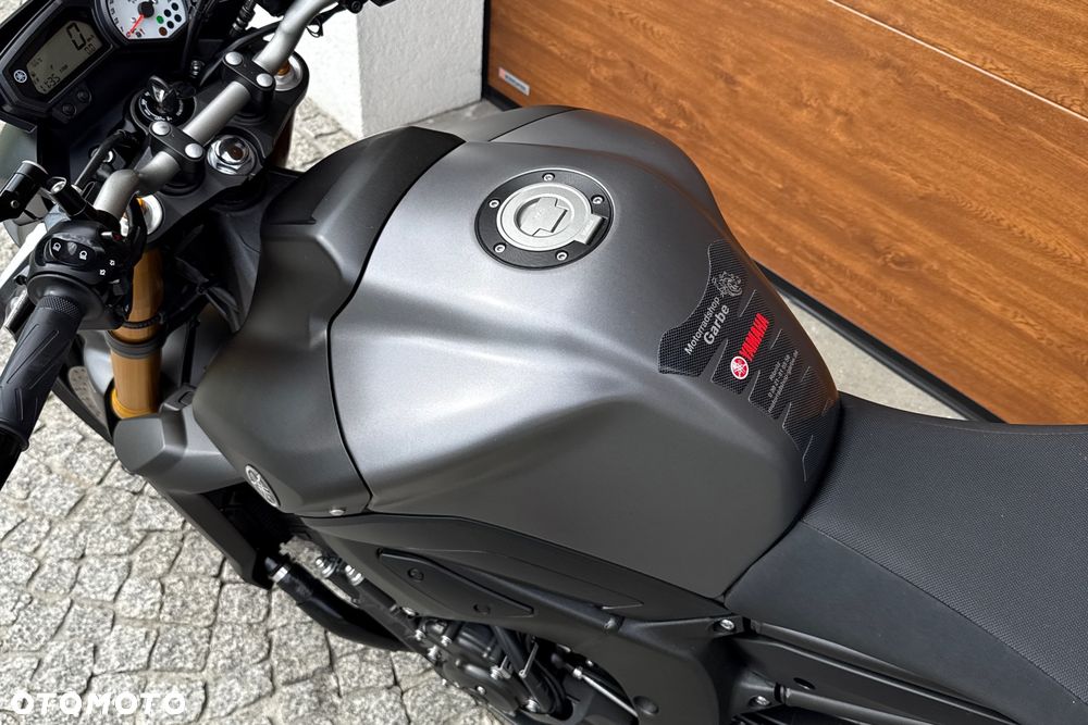 Yamaha FZ8 - 30