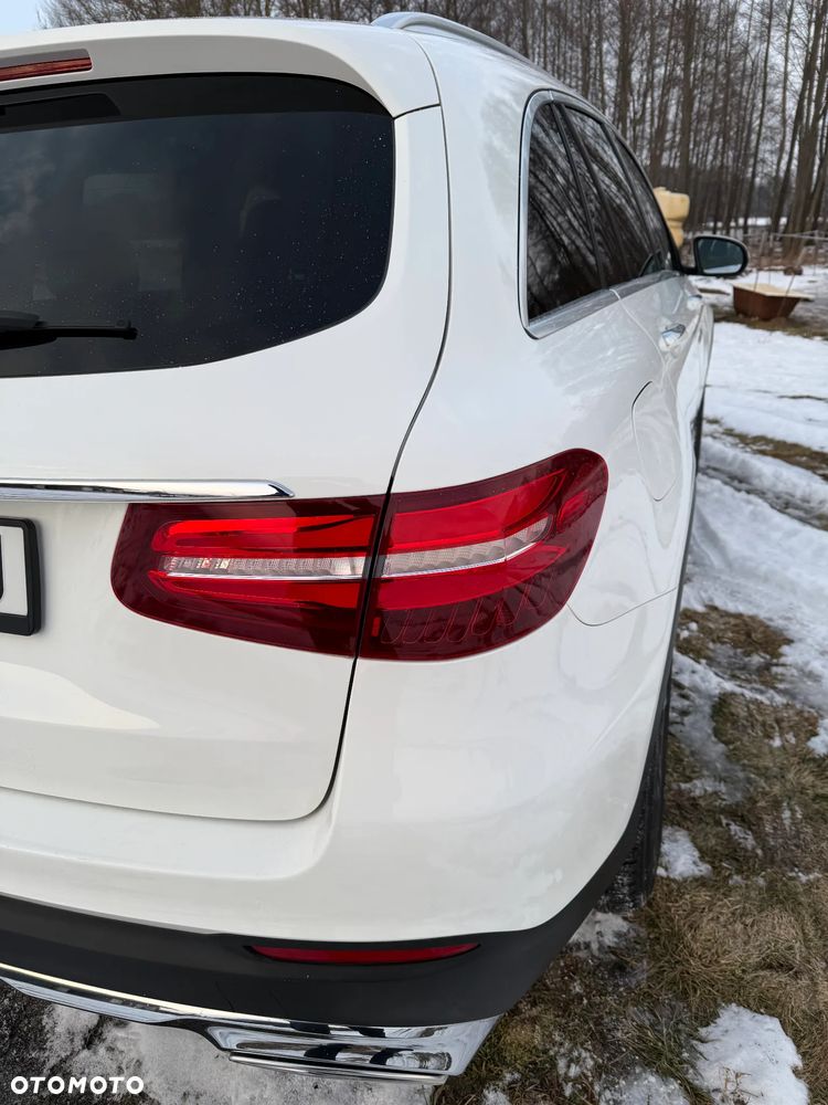 Mercedes-Benz GLC - 9